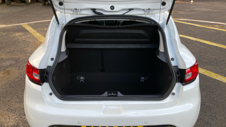 Renault Clio 0.9 TCE 75 Iconic 5dr Petrol Hatchback